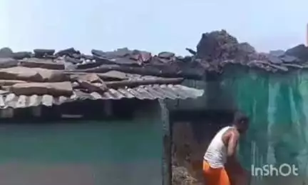 राघोगढ़: नेशनल हाईवे 46 पर खड़ेश्वरी मंदिर के पास एक मकान में लगी आग, फायर ब्रिगेड ने पाया काबू