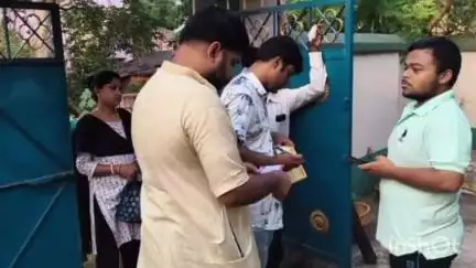 বরজোড়া: বেলিয়াতোড় DYFI লোকাল কমিটির তরফে সদস্য সংগ্রহ অভিযান কর্মসূচি করা হল নতুনগ্রামে