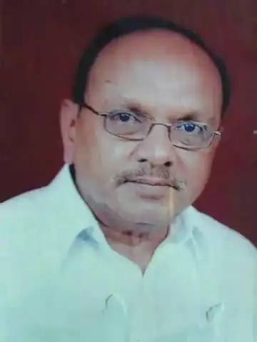 కళ్యాణదుర్గం: కళ్యాణదుర్గం లోని విద్యానగర్ కాలనీకి చెందిన ప్రభుత్వ రిటైర్డ్ డాక్టర్ ఆర్ వీ కే రాయలు ఆకస్మిక మృతి