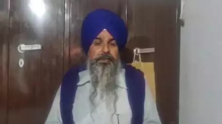 ਅੰਮ੍ਰਿਤਸਰ 2: ਪਿੰਡ ਭੰਦੇਰ ਤੋਂ ਕਿਸਾਨ ਮਜ਼ਦੂਰ ਸੰਘਰਸ਼ ਕਮੇਟੀ ਦੇ ਜਨਰਲ ਸਕੱਤਰ ਸਰਵਨ ਸਿੰਘ ਪੰਧੇਰ ਨੇ ਪੰਜਾਬ ਸਰਕਾਰ ਅਤੇ ਕੇਂਦਰ ਤੇ ਸਾਧਿਆ ਨਿਸ਼ਾਨਾ