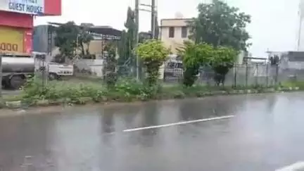 चरखी दादरी: चरखी दादरी सहित दिल्ली एनसीआर में बारिश के साथ महसूस किए गए भूकंप के झटके, सहमे लोग