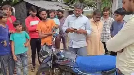 बाबई: माखन नगर के गुडला और मोहसा में बाघ अभी तक नहीं मिला, वन विभाग की मुनादी जारी