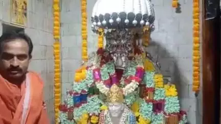 గుంతకల్లు: గుత్తిలోని శ్రీ షిరిడి సాయిబాబా ఆలయంలో అత్యంత వైభవంగా గురుపౌర్ణమి వేడుకలు: తరలి వచ్చిన భక్తులు