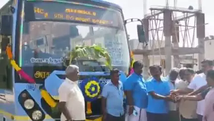 வேடசந்தூர்: ஓட்டை உடைசல் பஸ்சுக்கு பதிலாக புதிய அரசு பஸ் அச்சனம்பட்டியில் தொடக்கம்