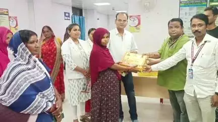 बसंतपुर: वीरपुर अनुमंडल अस्पताल में 10 प्रसूति माताओं को जच्चा-बच्चा कीट का वितरण