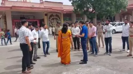 मंदसौर: सावन माह: पशुपतिनाथ मंदिर एवं धर्मराजेश्वर मंदिर में भक्तों के लिए विशेष व्यवस्था, कलेक्टर एसपी ने किया निरीक्षण