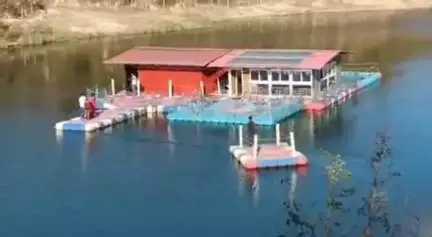 सूरजपुर: केनापारा पर्यटन केंद्र स्थल में बच्चों के खेलने के लिए रखी गई एटीवी बाइक का दुरुपयोग, जिम्मेदार ने प्रायव