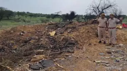 चूरू: रतनगढ़: भानुदा में जगुआर फाइटर प्लेन हादसे में ब्लैक बॉक्स के लिए वायुसेना का सर्च अभियान जारी, 50 से 60 अधिकारी और जवान मौके पर