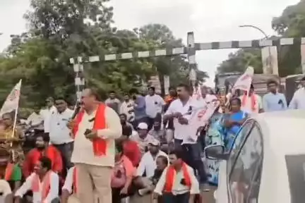 రాజమండ్రి సిటీ: కొవ్వూరు నియోజకవర్గం లో సొసైటీ అధ్యక్షులు నియామకలో జనసేనకు అన్యాయం : పార్టీ ఇంచార్జ్ టీవీ రామారావు ఆగ్రహం