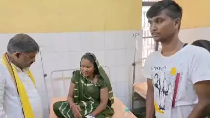 रुदौली: विधायक रुदौली रामचंद्र यादव ने CHC रुदौली का किया औचक निरीक्षण, अनुपस्थित चिकित्सकों पर जताई नाराजगी