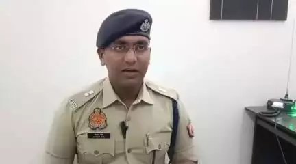 आज़मगढ़: मंदिर दर्शन करने गई चार लड़कियां लापता, मुकदमा दर्ज कर पुलिस तलाश में जुटी, एसपी ग्रामीण चिराग जैन ने दी जानकारी