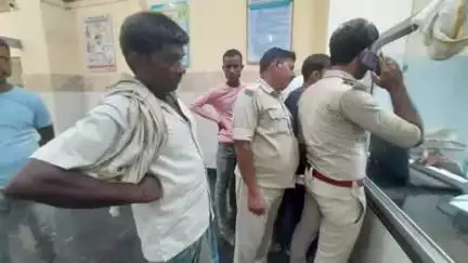 अस्थावां: अस्थावां थाना पुलिस ने न्यायालय के एक वारंटी को लखनुविगहा गांव से गिरफ्तार किया
