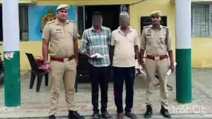 अनूपशहर: जहांगीराबाद पुलिस ने 2 वाहन चोरों को किया गिरफ्तार, कब्जे से बरामद हुई 1 मोटरसाइकिल व अवैध असलहा