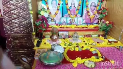 મોડાસા: શહેરના ગાયત્રી માતા મંદિર ખાતે ઉપસકો દ્વારા ગુરુપૂર્ણિમાનો મહોત્સવ ઉજવવામાં આવ્યો હતો.
