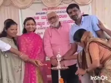 ಹುಮ್ನಾಬಾದ್: ಪಡಿತರ ಅಕ್ಕಿ ಮಾರ್ಕೆಟ್ನಲ್ಲಿ ಸಿಗೋ ₹100ಕ್ಕೆ ಕೆ.ಜಿ ಅಕ್ಕಿಗಿಂತ ಜಾಸ್ತಿ ಟೆಸ್ಟ್ ಇವೆ : ದುಬಲಗುಂಡಿಯಲ್ಲಿ ಗ್ಯಾರಂಟಿ ಸಮಿತಿ ಅಧ್ಯಕ್ಷ