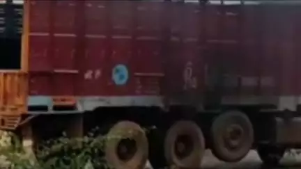 अटेली: कनीना चौक बाईपास के पास ट्रक के टायर में आग, बड़ा हादसा टला