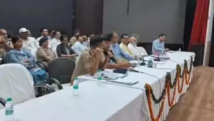 मुरादाबाद: पंचायत भवन सभागार में कावड़ को लेकर पीस कमेटी की बैठक का आयोजन, जिलाधिकारी रहे मौजूद