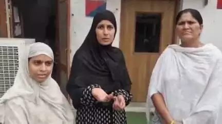 लाडपुरा: नयापुरा थाने की महिला कांस्टेबल ने ईमानदारी का परिचय देते हुए कलेक्ट्रेट पर गुम हुआ मंगल सूत्र लौटाया