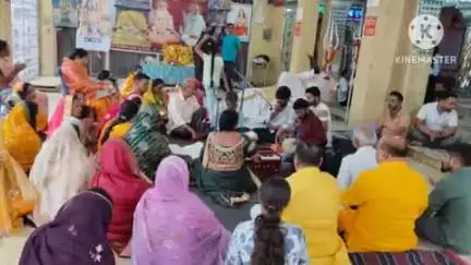 बांधवगढ़: उमरिया: गुरु पूजन कर शिष्यों ने लिया आशीर्वाद, मंदिरों में हुए धार्मिक अनुष्ठान