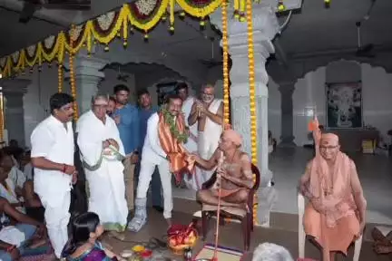 నర్సాపూర్: రంగంపేట ఆశ్రమంలో ఘనంగా జరిగిన గురు పౌర్ణమి వేడుకలు పాల్గొన్న ఎంపీ రఘునందన్ రావు