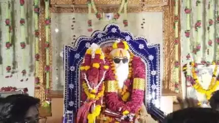 खरगौन: पूर्णानंद बाबा की तपोस्थली इंद्र टेकड़ी पर उमड़ी भक्तों की भीड़, 1 लाख से ज्यादा श्रद्धालुओं ने किए दर्शन
