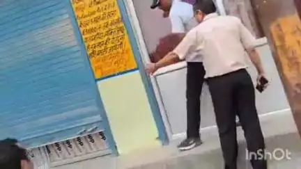 कायमगंज: कायमगंज पुलगलिब स्थित दृष्टि पालीवाल क्लीनिक का किया गया औचक निरीक्षण, जताई गई नाराजगी