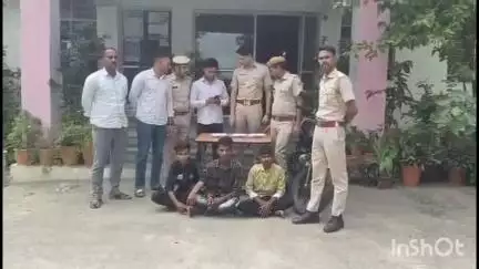 बड़गांव: उदयपुर: गोगुन्दा पुलिस ने की बड़ी कार्रवाई, ललित मोटर्स और मोबाइल दुकान में चोरी का खुलासा, 3 आरोपी गिरफ्तार