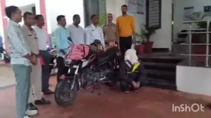 साकोली: सीतेपार विर्सी येथेअवैधरित्या दारूविक्री करणाऱ्या एकावर साकोली पोलिसांनी धाड टाकून 91हजार 570रुपयाचा मुद्देमाल केला जप्त