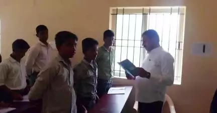 ಮಾಗಡಿ: ಪಟ್ಟಣದಲ್ಲಿನ ಡಾ.ಮೌಲಾನ ಆಜಾದ್ ಶಾಲೆಗೆ ಶಾಸಕ ಬಾಲಕೃಷ್ಣ ಭೇಟಿ
