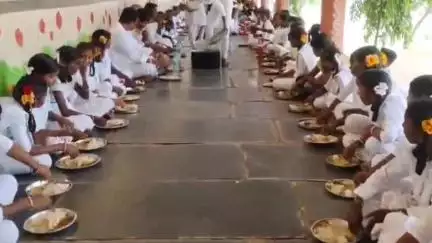 మంత్రాలయం: మంత్రి లోకేశ్ విద్యకు అధిక ప్రాధాన్యత ఇస్తున్నారని,అందుకు అనుగుణంగా ఉపాధ్యాయులు కృషి చేయాలి: నియోజవర్గం టిడిపి ఇన్చార్జ్