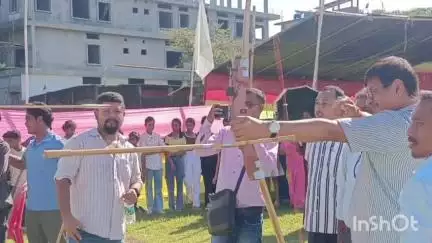 পূব ডিব্ৰুগড়: উজনি অসম আৰ্চাৰী একাডেমিৰ উদ্যোগত বৰবৰুৱা চাহ বাগিচাৰ পূজা খেলপথাৰত আৰম্ভ হ'ল আৰ্চাৰী প্ৰশিক্ষণ শিবিৰ