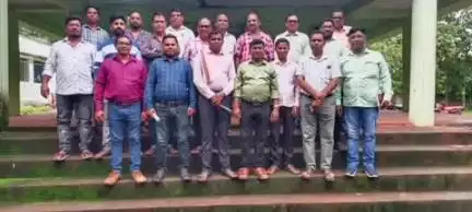 ଖରିଆର: ବାଦୀ ସ୍ଥିତ ରାଜୀବ ଗାନ୍ଧୀ ସେବାକେନ୍ଦ୍ର ଉଦ୍ୟାନରେ ସ୍ଵାଗତ ଓ ବିଦାୟ ସମ୍ବର୍ଦ୍ଧନା ସଭା  ଅନୁଷ୍ଠିତ