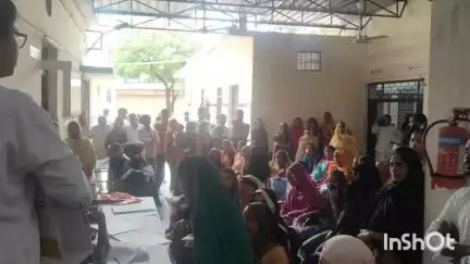 मल्हारगढ़: मल्हारगढ़ स्वास्थ्य केंद्र में केयर कंपेनियन प्रोग्राम के तहत किया गया जागरूक, माताओं को दी गई जानकारी