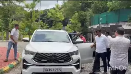 ಶಿವಮೊಗ್ಗ: ನಗರದಲ್ಲಿ 3ನೇ ದಿನಕ್ಕೆ ಕಾಲಿಟ್ಟ ಪೌರ ನೌಕರರ ಪ್ರತಿಭಟನೆ, ಬೇಡಿಕೆಗಳು ಈಡೇರೋದು ಯಾವಾಗ?