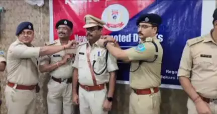 चास: बोकारो पुलिस में तीन डीएसपी नियुक्त किए गए, एसपी ने बधाई दी