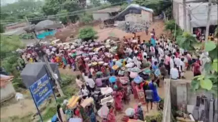 భూపాలపల్లి: కాసింపల్లి గ్రామంలో ఘనంగా మారమ్మ కొలుపు, ఇంటిల్లిపాదిగా తరలిన గ్రామస్తులు