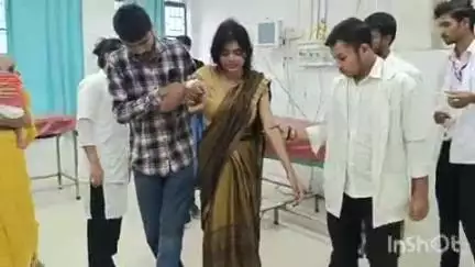 भभुआ: कादीराबाद ससुराल में पति ने दहेज के मामले में पत्नी के साथ की मारपीट, सदर में इलाज जारी