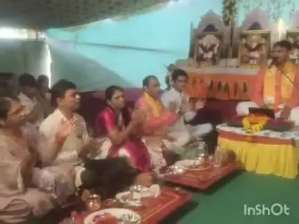માંગરોળ: વાંકલ પરમગુરૂ કરુણા સાગર મંદિર અને પાતલ દેવી સહિત ઠેર ઠેર ગુરુપૂર્ણિમા પર્વની ભક્તિભાવ સાથે ઉજવણી થઈ
