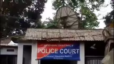 খোয়াই: তেলিয়ামুড়া রেলস্টেশন সংলগ্ন এলাকা থেকে ব্রাউন সুগার সহ ধৃত ২ জনকে পুলিশ রিমান্ড শেষে ১৪দিনের জেল হেফাজতে পাঠানো হয়