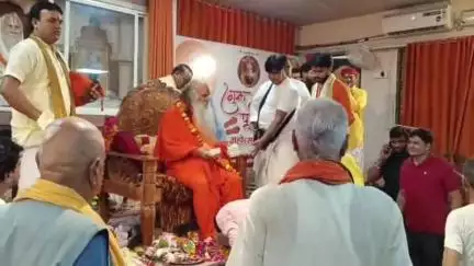 मझगवां: चित्रकूट में गुरु पूर्णिमा पर उमड़ा आस्था का जन सैलाब, लाखों श्रद्धालुओं ने किया पुण्य स्नान और किए गुरु दर्शन