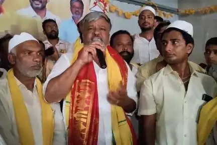 పుంగనూరు: చల్లా బాబు సమక్షంలో టిడిపిలో చేరిన వైసీపీ నాయకులు కార్యకర్తలు.