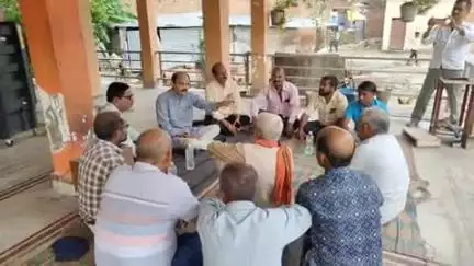 कोरांव: प्रतापगढ़ के मनरेगा लोकपाल ने कोरांव तहसील क्षेत्र के जल स्रोतों का निरीक्षण कर संस्कृत महाविद्यालय की दशा पर जताई चिंता