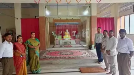 বিশালগড়: গুরু পূর্ণিমায় কমলাসাগর একাধিক গুরুদের প্রণাম ও শুভেচ্ছা জানালেন জেলা সভাপতি