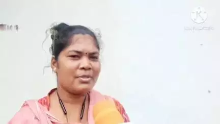 ଫୁଲବାଣୀ ସହର: ତୁମୁଡିବନ୍ଧ ବ୍ଲକ ପରିସରେ ବେଲଘର ସରପଞ୍ଜ ବବିତା ମାଝି ଙ୍କ ଦାବିପତ୍ର