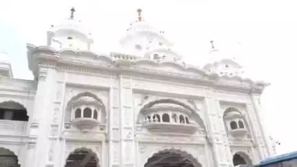 नांदेड: गुरुद्वारा बोर्ड ऍक्ट मधील संशोधन रद्द करण्याच्या मागणीसाठी शिख बांधव नांदेड गुरुद्वारा येथून मुंबईकडे रवाना,