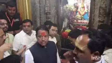 तुळजापूर: शहरात गुरुपौर्णिमेचे औचित्य साधून खासदार श्रीरंग बारणे यांनी घेतले तुळजाभवानी देवीचे दर्शन