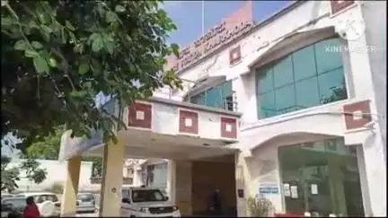 खरखौदा: बरोणा गांव के राजकीय उच्च विद्यालय में चोरी, चोरों ने सामान किया पार