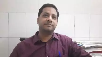 औरंगाबाद: सदर अस्पताल के चिकित्सक ने यौन रोग से संबंधित गंभीर बीमारी से मरीज को दिलाई मुक्ति, मरीज ने व्यक्त किया आभार