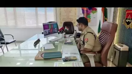 अमरोहा: अमरोहा एसपी ने कांवड़ यात्रा को लेकर जिले के सभी पुलिस अधिकारियों की ऑनलाइन मीटिंग ली