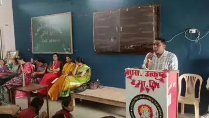 कालापीपल: गुरुपूर्णिमा पर शासकीय उत्कृष्ट विद्यालय कालापीपल में आयोजन, गुरु की महिमा का बखान